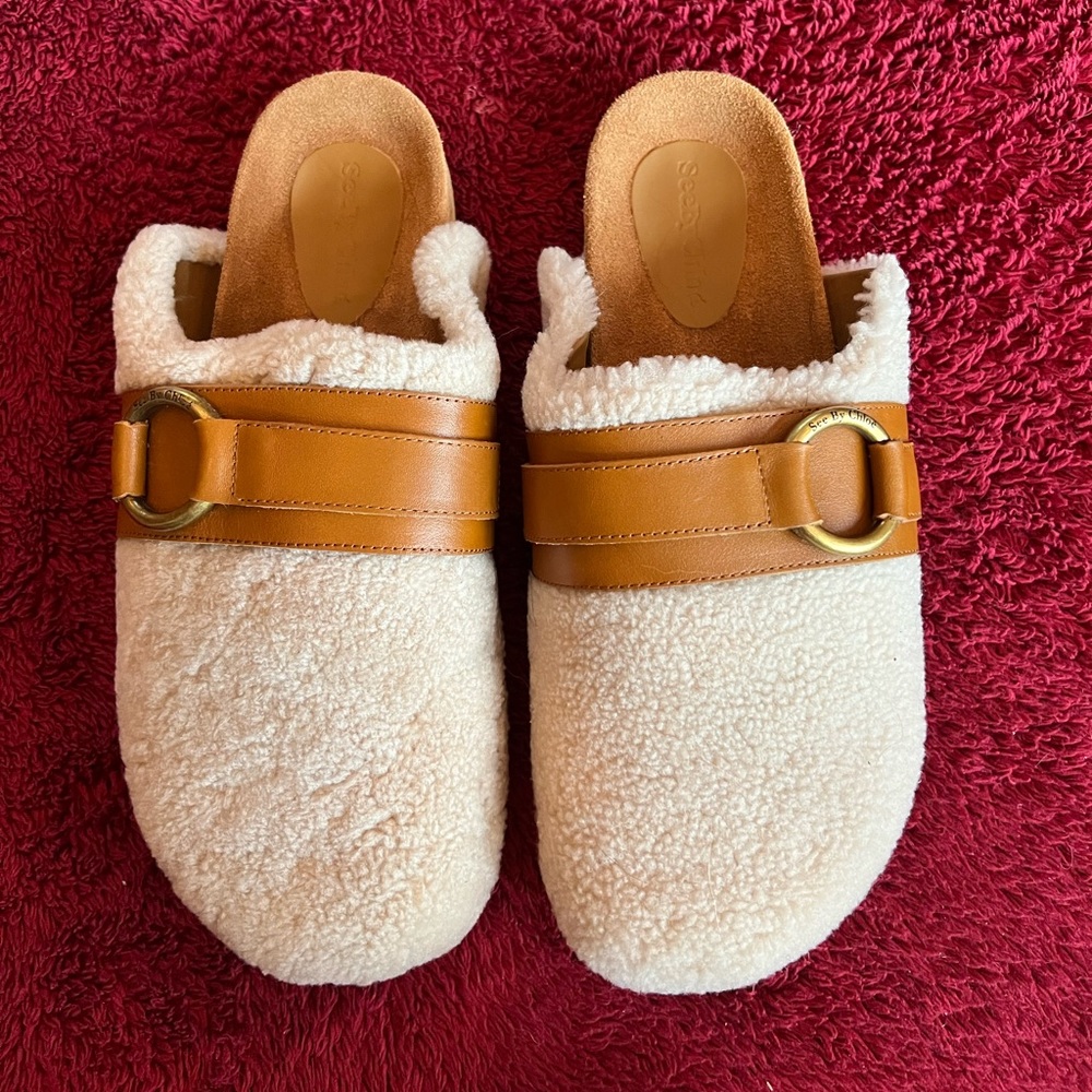 See By Chloe Women’s Gema Shearling Slippers